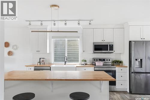 917 5Th Street E, Saskatoon, SK 