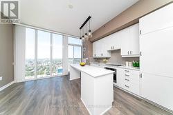 3402 - 426 UNIVERSITY AVENUE Toronto, ON M5G 1S9