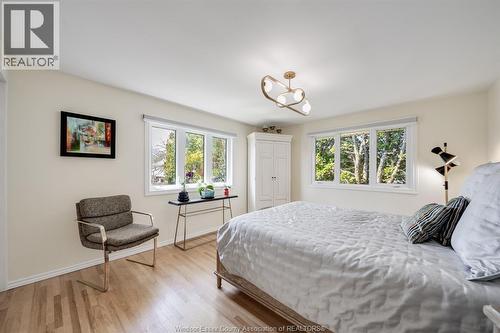 109 Centennial, Tecumseh, ON - Indoor Photo Showing Bedroom