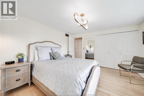 109 Centennial, Tecumseh, ON - Indoor Photo Showing Bedroom