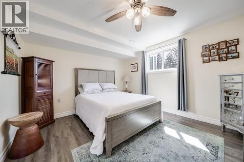 109 Centennial, Tecumseh, ON - Indoor Photo Showing Bedroom