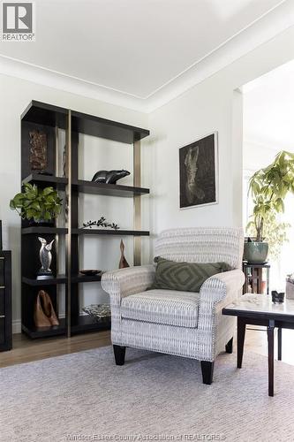 109 Centennial, Tecumseh, ON - Indoor Photo Showing Living Room