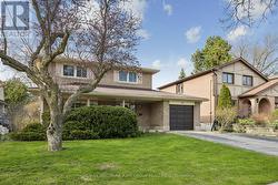 86 NYMARK AVENUE Toronto, ON M2J 2H2