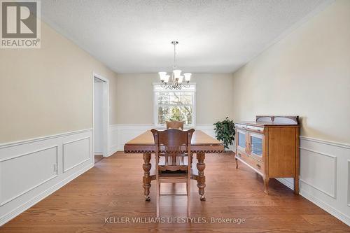 62 Fourwinds Road, London South (South K), ON - Indoor Photo Showing Dining Room