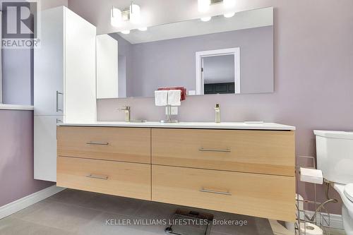 62 Fourwinds Road, London South (South K), ON - Indoor Photo Showing Bathroom