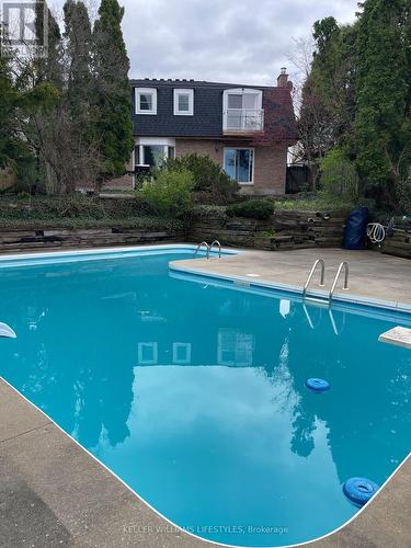 62 Fourwinds Road, London South (South K), ON - Outdoor With In Ground Pool