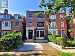 38 ELGIN AVENUE Toronto, ON M5R 1G6