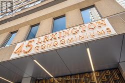 1009 - 45 CARLTON STREET  Toronto, ON M5B 2H9