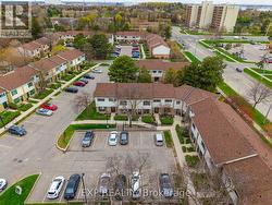 40 - 2779 GANANOQUE DRIVE  Mississauga, ON L5N 2E4