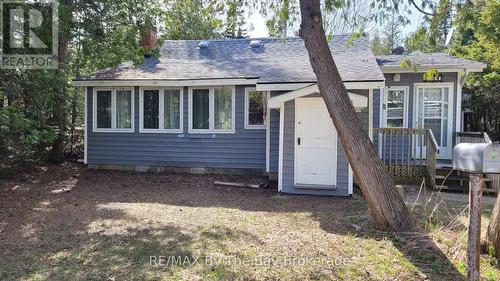 1120 KING EDWARD AVENUE  South Bruce Peninsula, ON N0H 2G0