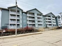102 1400 Pacific Avenue Brandon, MB R7A 7S2