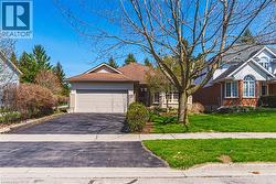 48 TANAGER Drive  Guelph, ON N1C 1B6