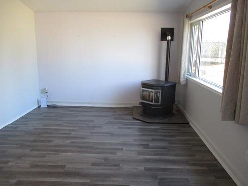 849 Mcintyre Drive, Dryden, ON - Indoor Photo Showing Other Room