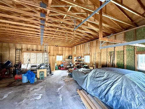 982 Hwy 608, Neebing, ON - Indoor