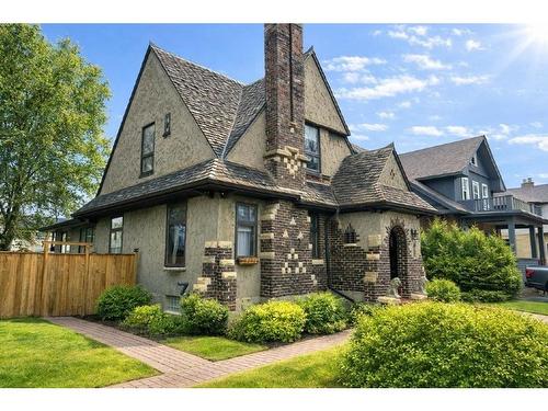 1431 Cuthbertson Place  Thunder Bay, ON P7E 5L3