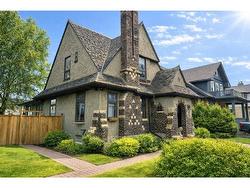 1431 Cuthbertson Place Thunder Bay, ON P7E 5L3