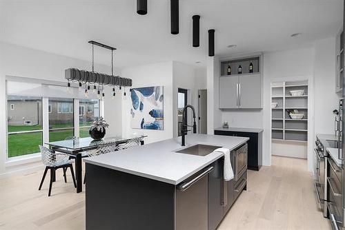 11 Ash Cove, Headingley, MB 