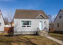 935 Hector Ave, Winnipeg, MB 
