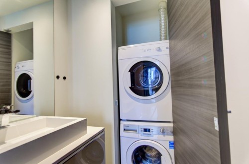 Salle de lavage - 2507-1450 Boul. René-Lévesque O., Montréal (Ville-Marie), QC - Indoor Photo Showing Laundry Room