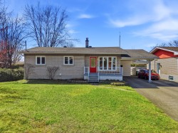 641 Rue Leclerc  Acton Vale, QC J0H 1A0