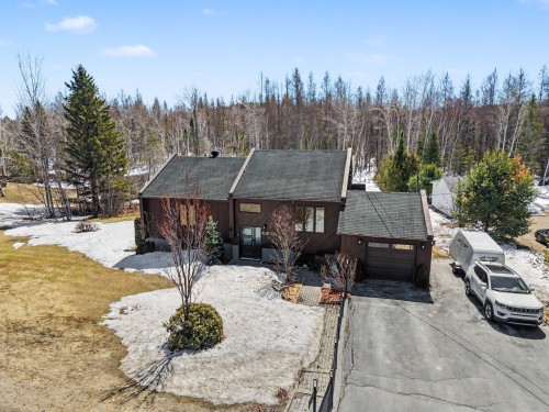 4933 Rg Hull  Rouyn-Noranda, QC J9Y 1B1