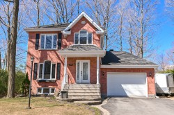 8275 Rue du Labour Mirabel, QC J7N 3B8