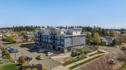 403-695 Aspen Rd Comox, BC V9M 4H6