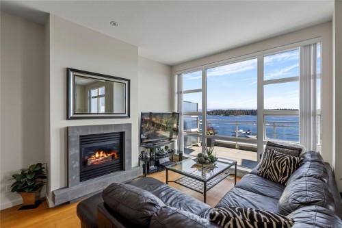 Th25-38 Front St, Nanaimo, BC 