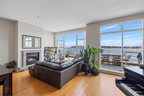 Th25-38 Front St, Nanaimo, BC 