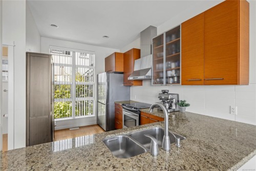 Th25-38 Front St, Nanaimo, BC 