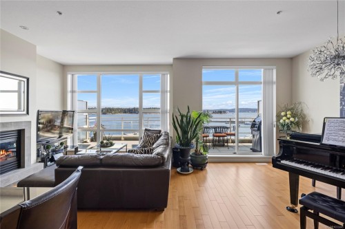 Th25-38 Front St, Nanaimo, BC 