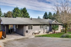 125 Arbutus Cres Ladysmith, BC V9G 1T8
