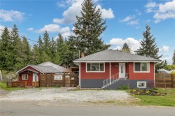 3402 Bevan Rd Cumberland, BC V0R 1S0