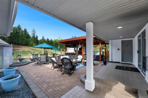 2304 Boulding Rd, Mill Bay, BC 