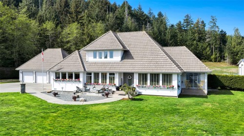 2304 Boulding Rd, Mill Bay, BC 