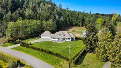 2304 Boulding Rd, Mill Bay, BC 