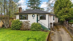 3450 Doncaster Dr Saanich, BC V8P 3W1