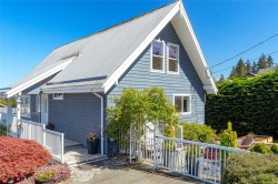 433 Davis Rd Ladysmith, BC V9G 1V5