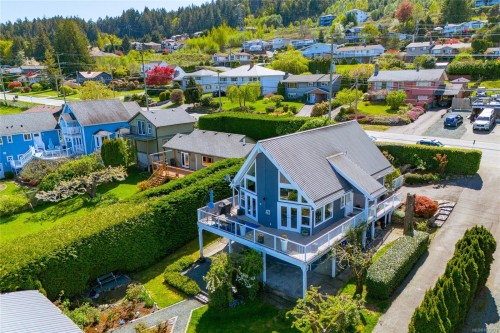 433 Davis Rd, Ladysmith, BC 