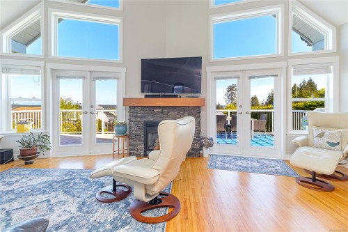 433 Davis Rd, Ladysmith, BC 