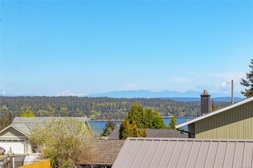 433 Davis Rd, Ladysmith, BC 