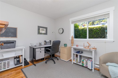 433 Davis Rd, Ladysmith, BC 