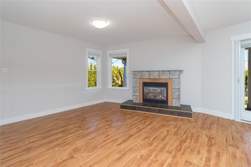 433 Davis Rd, Ladysmith, BC 