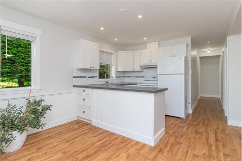 433 Davis Rd, Ladysmith, BC 