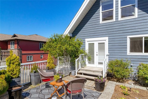 433 Davis Rd, Ladysmith, BC 