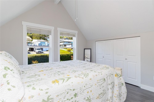 433 Davis Rd, Ladysmith, BC 