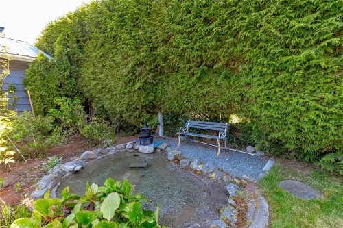 433 Davis Rd, Ladysmith, BC 