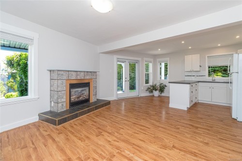 433 Davis Rd, Ladysmith, BC 