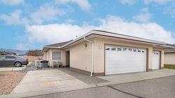 38-1874 Parkview Crescent Kelowna, BC V1X 7G6