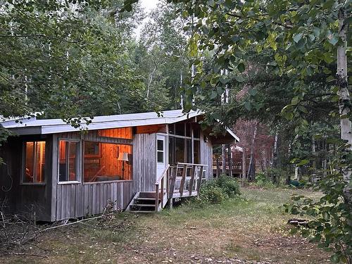 10 Leaside Beach Road, Pine Dock, MB - Outdoor